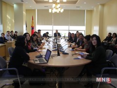 НЭМГ-ын харьяа эрүүл мэндийн байгууллагын удирдах ажилтны шуурхай хурал боллоо