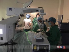 Хүүхдийн нүдний мэс заслын тусламж үзүүлдэг боллоо