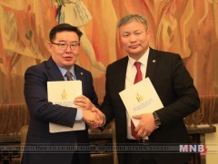 Засгийн газрын гишүүд орон нутгийн удирдлагатай хамтран ажиллах гэрээ байгууллаа