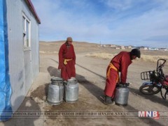 Ундны ус түгээх 24 цагийн ажиллагаатай худагтай болов
