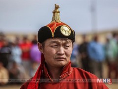 Тахиа жилийн шилдгийн шилдэг уяачаар О.Батбилэг тодорчээ