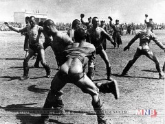 Хэнтий аймгийн наадамд морьтойгоо түрүүлсэн Г.Аниахүү арслан