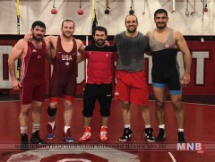 Таха Акгуль, Кайл Снайдер нар хамтдаа бэлтгэл хийжээ