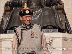 Монгол Улсын тод манлай уяач цолны болзлыг Г.Доржпүрэв, Т.Галбадрах нар биелүүлжээ