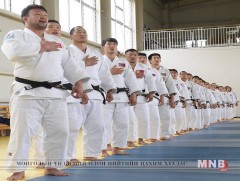 Парисын “Их дуулга” маргааш эхэлнэ