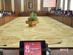 Улсын Их Хурлын Тамгын газрын удирдлага эмэгтэйчүүддээ хүндэтгэл үзүүлэв