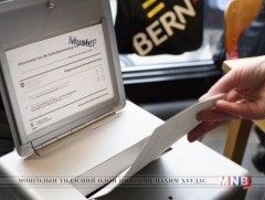 Швейцарийн иргэд Олон нийтийн радио, телевизэд цаашид ч татвар төлөхөө баталлаа 