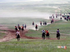 Зургадугаар сарын 1 хүртэл уралдаан зохион байгуулахыг хориглолоо