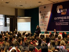 Эрдэнэтэд “Нэн түрүүнд ХАБ, хамтын оролцоо-2018” форум үргэлжилж байна