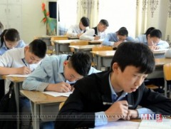 ЕБС-д суралцагч эрэгтэй сурагчдын тоон үзүүлэлт анги ахих тусам буурсаар байна