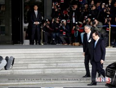 Өмнөд Солонгосын экс ерөнхийлөгч Ли Мен Бакийг баривчиллаа