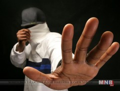 Хар тамхийг цаас, даавуунд шингээж хил давуулах гэсэн хэрэг илэрчээ