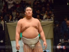 Таканоива А.Баасандорж эхний даваагаа авлаа