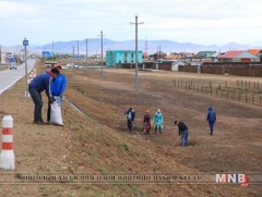 Баасан гарагт орчноо цэвэрлэж байхыг иргэдэд уриаллаа