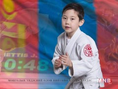 Зургаан настай А.Хүслэн дэлхийн аварга болжээ