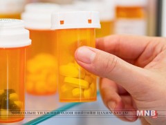 Иргэний үнэмлэхээ үзүүлээд хөнгөлөлттэй эм авах боломж бүрдлээ