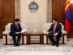 Нийт хүүхдийн 80 хувьд мөнгөн тэтгэмж олгох тухай тогтоолын төслийг УИХ-д өргөн барилаа