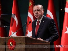 Турк улс Ерөнхийлөгчийн болон парламентийн ээлжит бус сонгуулийг зургаадугаар сард зохион байгуулна