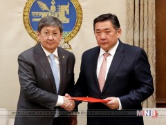 2019 оны Үндсэн чиглэл, төсвийн хүрээний мэдэгдлийг өргөн мэдүүлэв