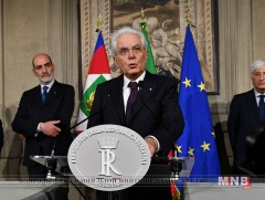 Италийн ерөнхий сайдад Карло Коттареллигийн нэр дэвшүүллээ