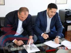 Ханс Майкл Вайссын гэрээг 14 сарын хугацаагаар сунгалаа