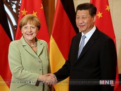 Ши Зиньпин ХБНГУ-ын канцлер Ангела Меркельтэй уулзлаа