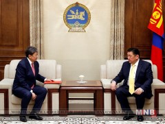 Төрийн банк, Хөрөнгийн бирж, Хөдөө аж ахуйн бирж, “Монгол шуудан”, МИАТ зэрэг компанийг хувьчилна 