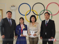 Б.Саранчимэг, Д.Мөнхзул нар “Олимпийн алдар” одонгоор шагнагдав