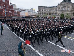 1945 оны 6-р сарын 24-нд  аугаа их эх орны дайны ялалтын цэргийн жагсаал анх улаан талбайд болсон