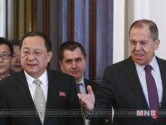 ОХУ-ын гадаад хэргийн сайд БНАСАУ-д айлчилж байна