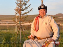 Д.Дагвадорж: Цол хураасан нь зөв гэж бодож байгаа 