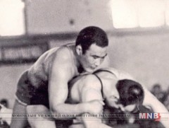 Алдарт бөх Т.Артагийн нэрэмжит тэмцээн болно