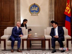 Элчин сайд Дэвид Уиллиам Спрул УИХ-ын дарга М.Энхболдод бараалхлаа