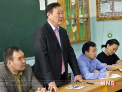 УИХ-ын гишүүн, хамтарсан ажлын хэсгийн ахлагч Д.Тэрбишдагва Өвөрхангай, Архангай аймгийн МСҮТ-д аж..