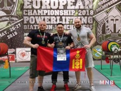 Ш.Алтанбагана алтан медаль хүртжээ