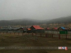 Ихэнх нутгаар хүчтэй салхи, шуургатай байна