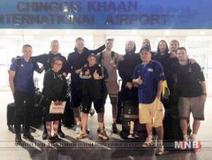 Москвагийн баг Улаанбаатарт буулаа