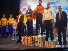 Э.Содномпилжээ хэвтээ шахалтаар дэлхийн аварга болжээ 