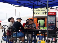 Баяр наадмаар нийтийн хоол үйлдвэрлэл, худалдаа үйлчилгээ эрхлэгчдийн хүсэлтийг цахимаар бүртгэнэ