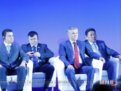 “Парламентаризмын хөгжил” олон улсын чуулга уулзалт өндөрлөж, Хамтарсан тунхаглал гаргалаа