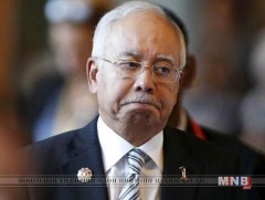 Ерөнхий сайд асан Нажиб Разакийн 220 сая ам.доллараар үнэлэгдэх эд зүйлсийг хураажээ 