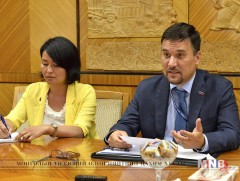 УИХ-ын гишүүд Элчин сайд Трайан Лаурентий Христеаг хүлээн авч уулзав