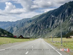 Казахстан руу явж байсан микро автобус осолдож, Монгол Улсын 14 иргэн эмнэлэгт хүргэгджээ 