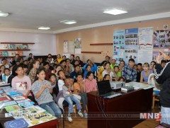 “Өнөр бүл” төвд өдөрлөг, сайн санааны үйлсийг зохион байгууллаа