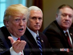 Майк Пенс, Майк Помпео нар Дональд Трампыг шүүмжилсэн нийтлэлд холбоогүйгээ мэдэгдлээ