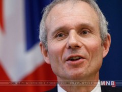 ОХУ-ын эсрэг шинэ хориг арга хэмжээ авахаар хэлэлцээ хийж эхэлжээ