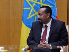Этиопийн Ерөнхий сайд танхимынхаа тал хувийг эмэгтэй сайд нараар бүрдүүлжээ