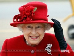 Хатан хаан Элизабет Букингемийн ордноос түр нүүнэ