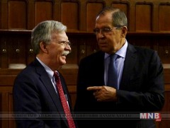 Жон Болтон, Сергей Лавров нар уулзав