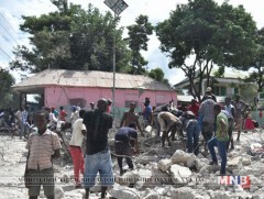 Гайтид 5.9 магнитудын хүчтэй газар хөдлөлт болж, 10 гаруй хүн нас баржээ 